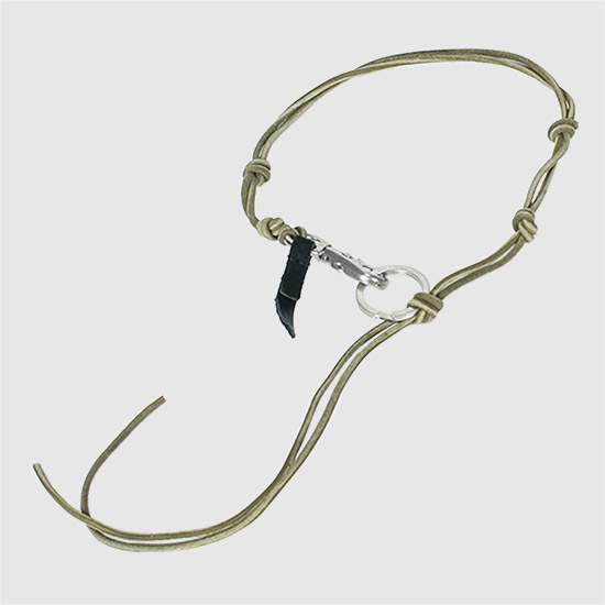 아워레가시 라돈 가죽 목걸이 A2228LOL OLIVE