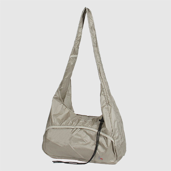 로아 라키 패커블 노트 백 YBUW219FA13 ANT003 AGATE GREY