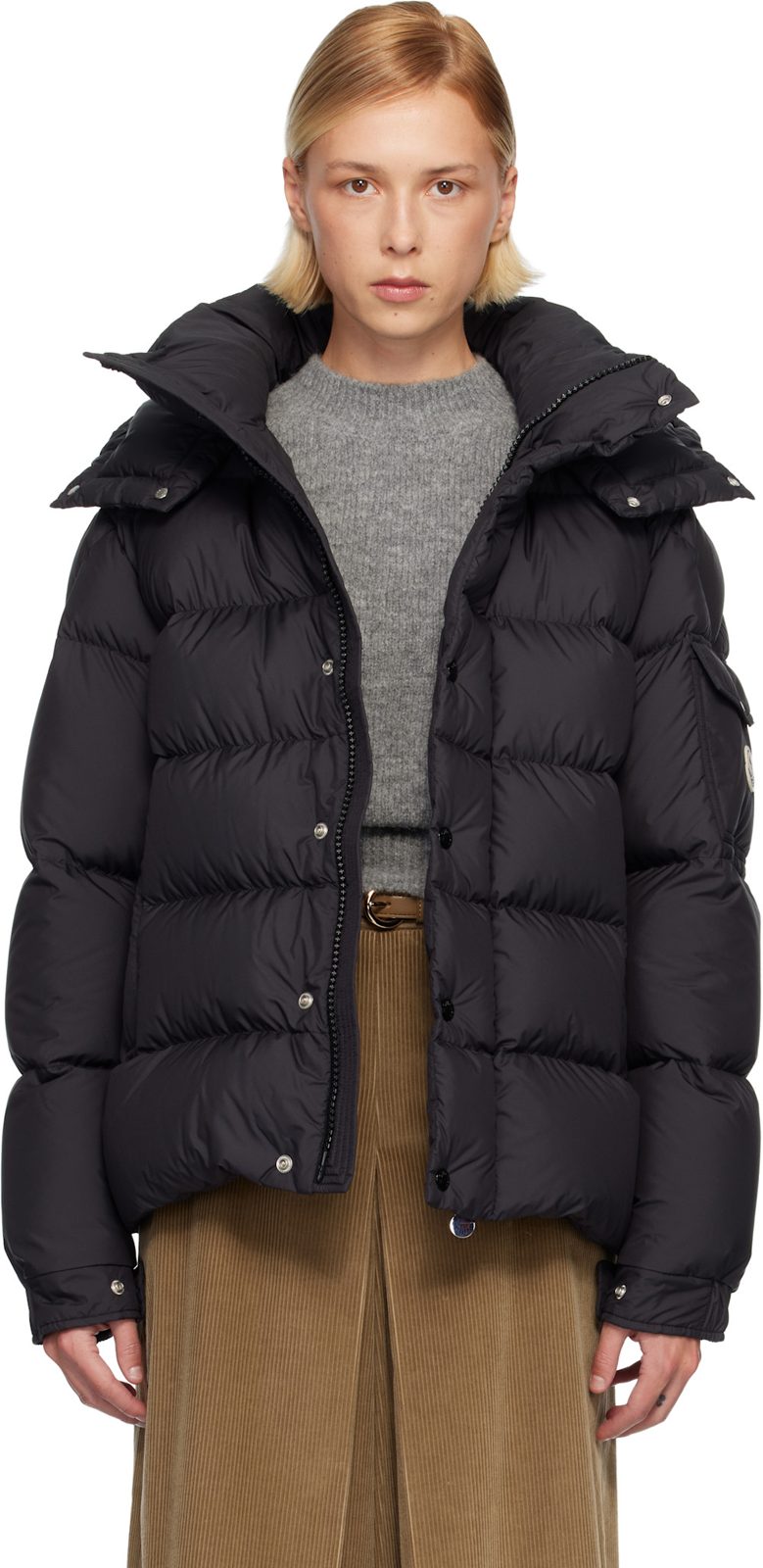 Black Maya 70 Hooded Short Down Jacket 252111F061030
