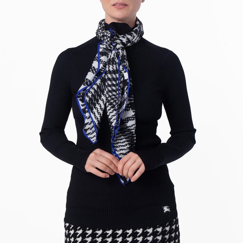 Scarf Rib Knit Sweater_Black