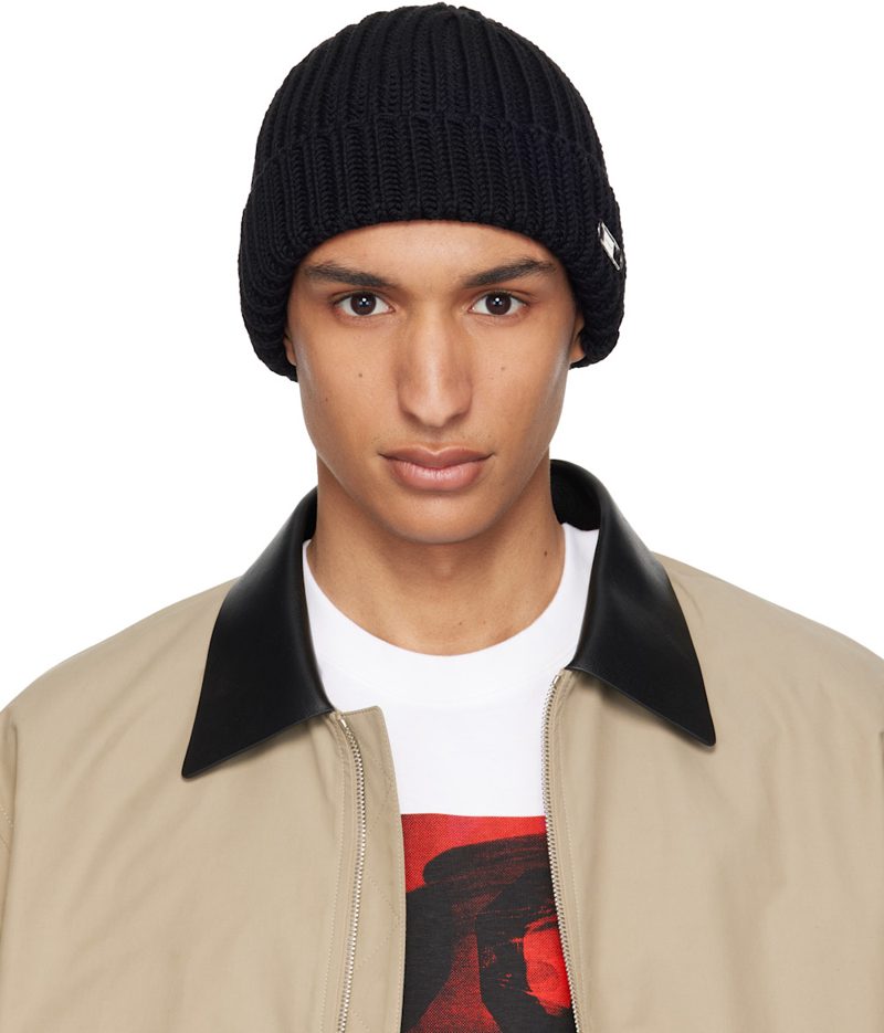 Black Safety Pin Beanie 262278M138004