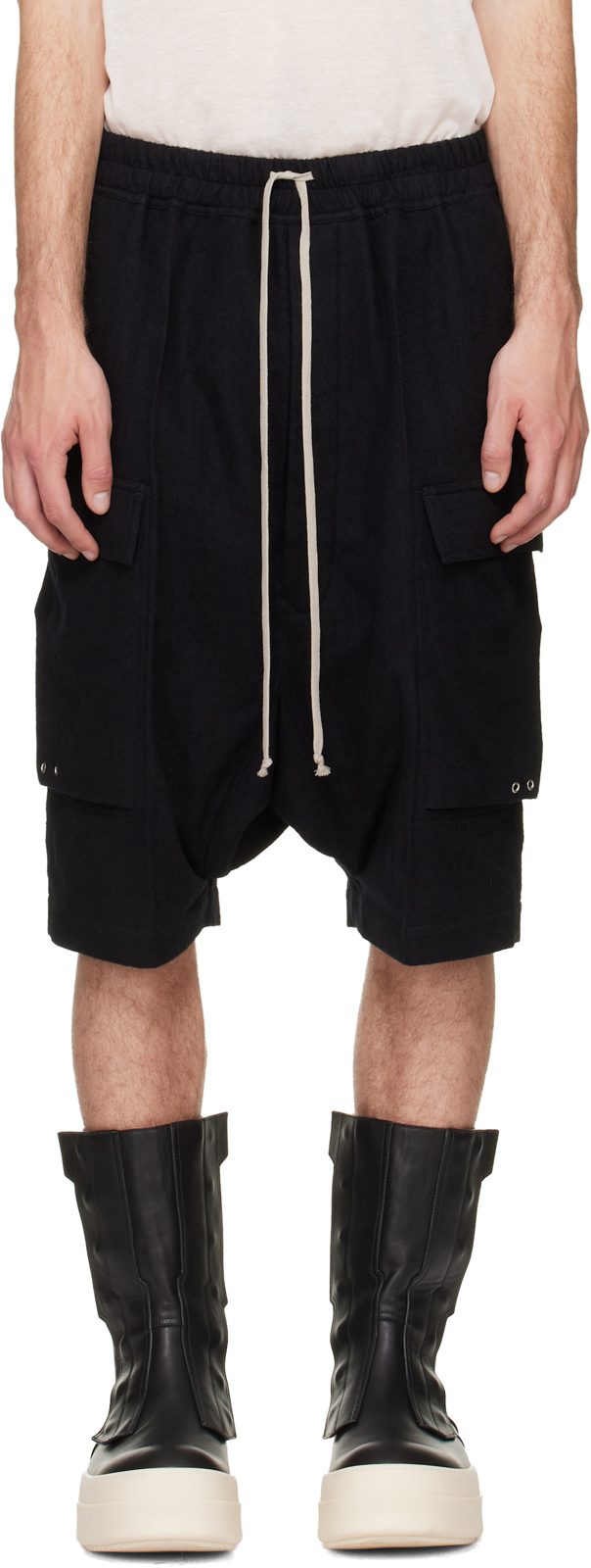 Black Tower Cargo Pods Shorts 262232M193006