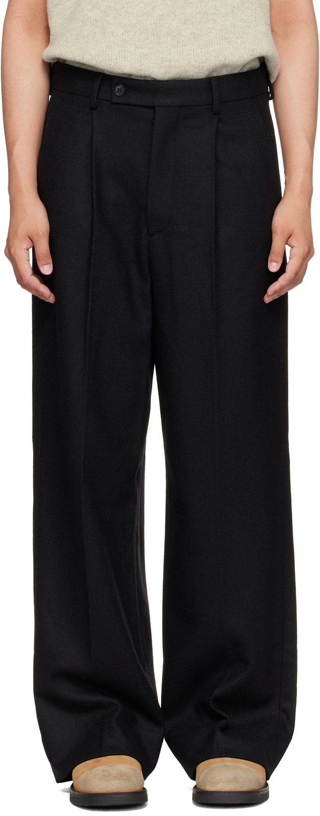 Black Pleated Trousers 262188M191007