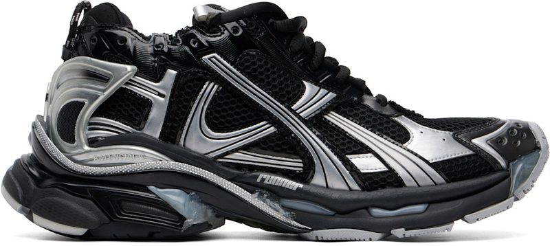 Black & Silver Runner Sneakers 262342M237017