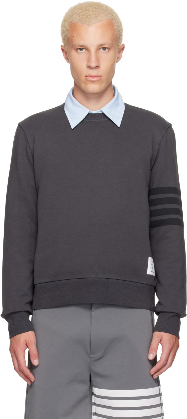 Gray Long Sleeve Tonal Printed 4 Bar Crewneck 262381M204002