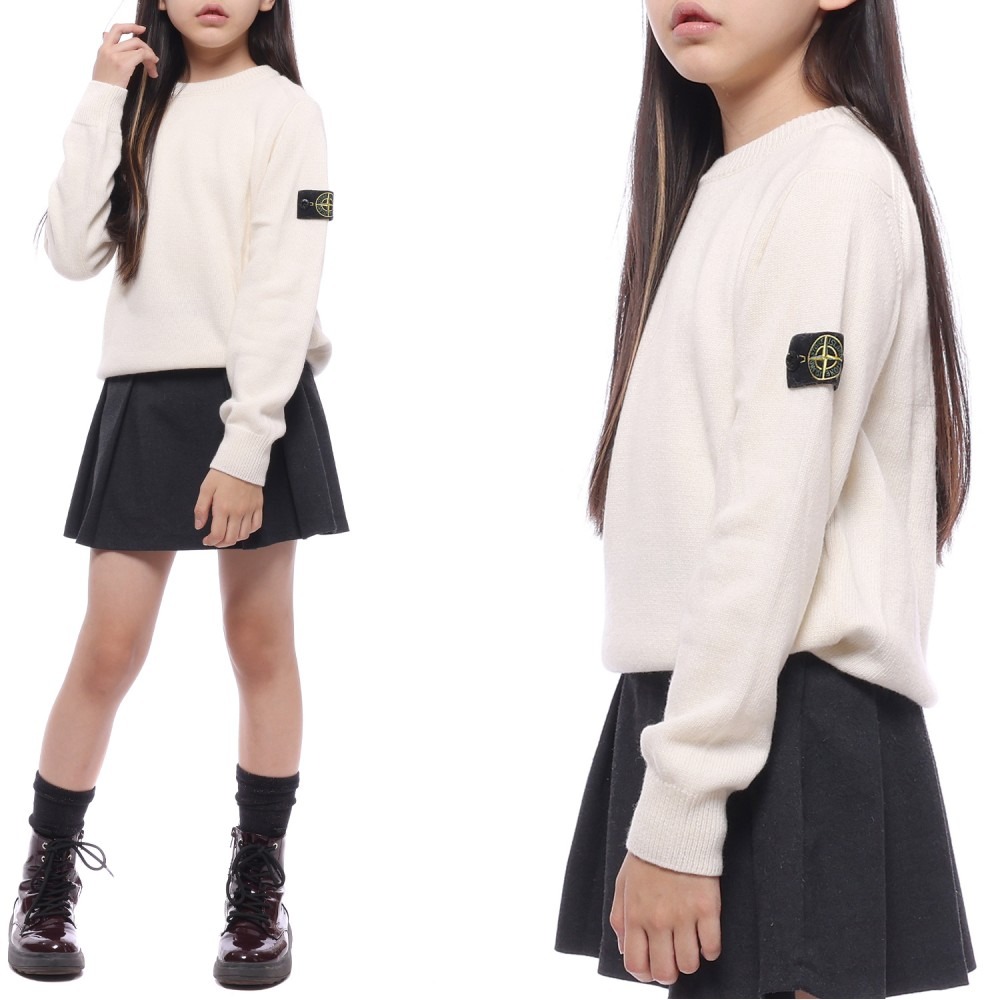 22FW 와펜 패치 니트 (7716502A1_V0099_22F)