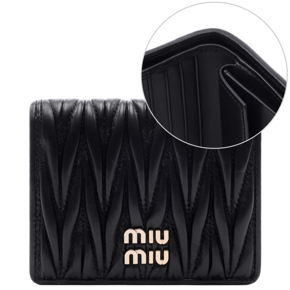 25FW Women's Matelassé Bifold Wallet (5MV204 AFPP F0002 25F)