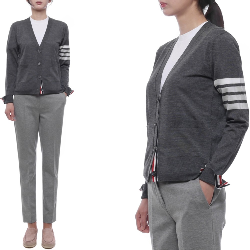 26SS 여성 사선 스트라이프 울 가디건 (FKC334A Y1014 035 26S)