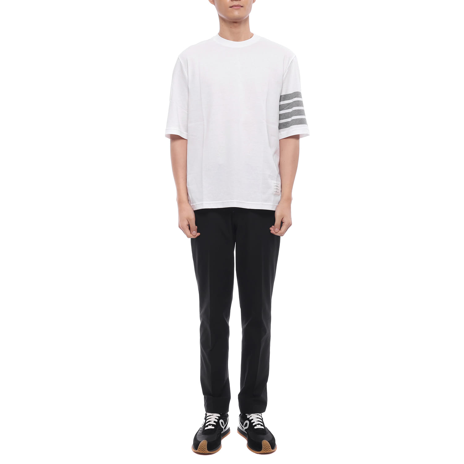 26FW 남성 사선 스트라이프 반팔티셔츠 (MJS168G 07862 100 26F)