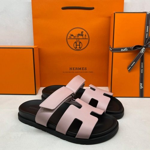 HERMES ์ํ๋ Sandals Rose ํํฌ