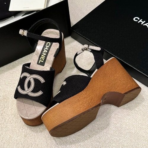 CHANEL Fabric Calfskin Ankle Strap 우드 웨지힐 36.5