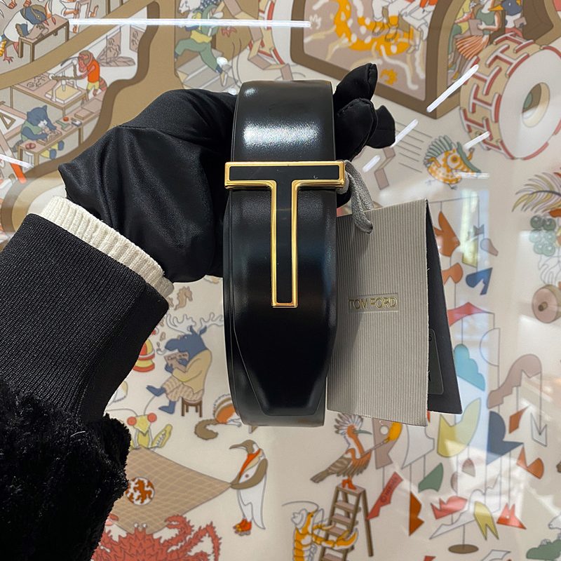 TOM FORD