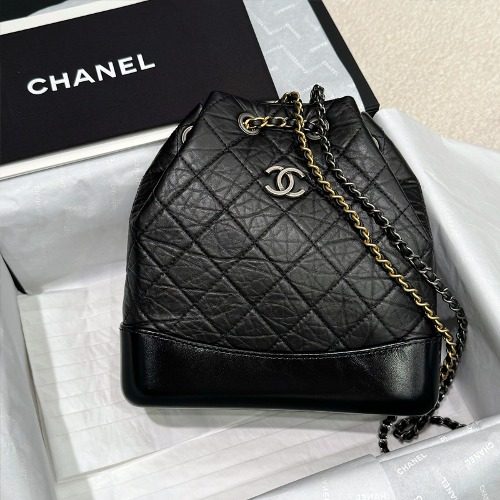 CHANEL κ°λΈλ¦¬μ Backpack Calfskin Gold-Tone Black Small