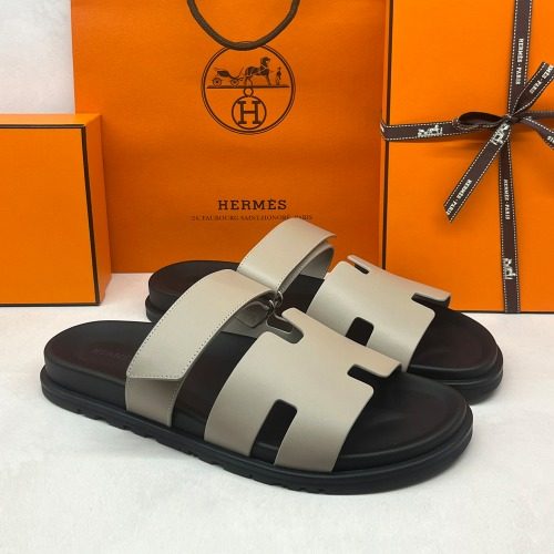 HERMES ์ํ๋ Sandals Classic ๋ฒ ์ด์ง