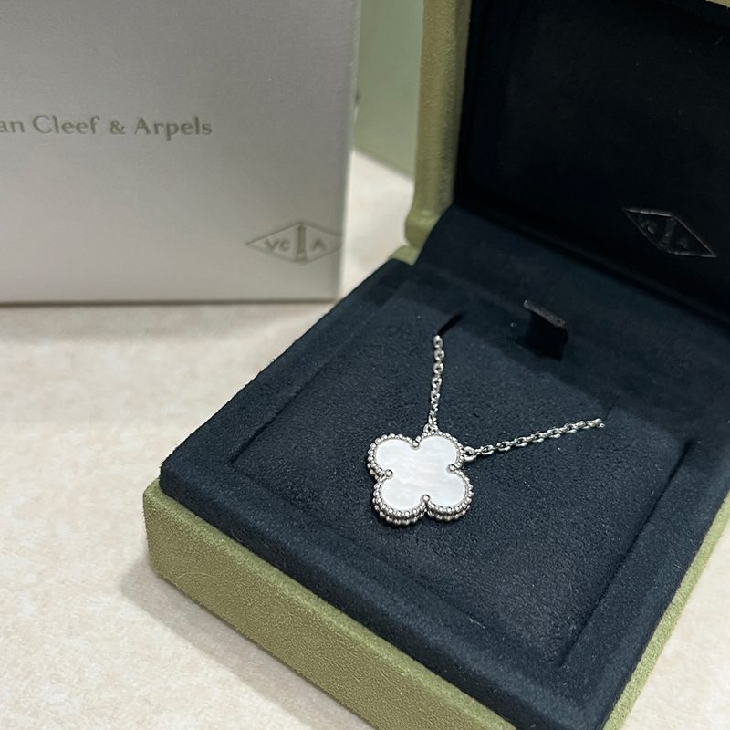 VAN CLEEF & ARPELS
