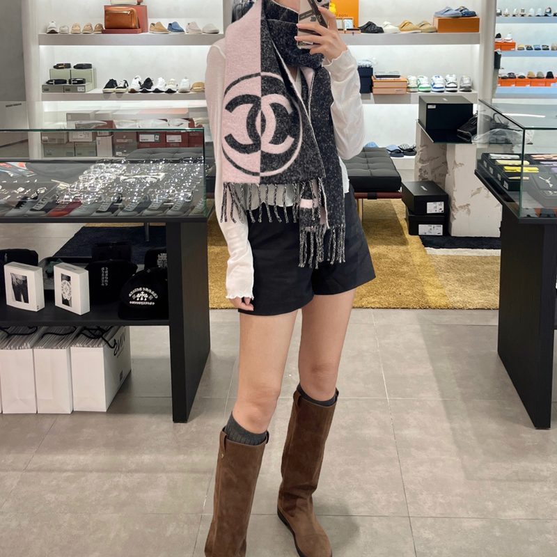 CHANEL