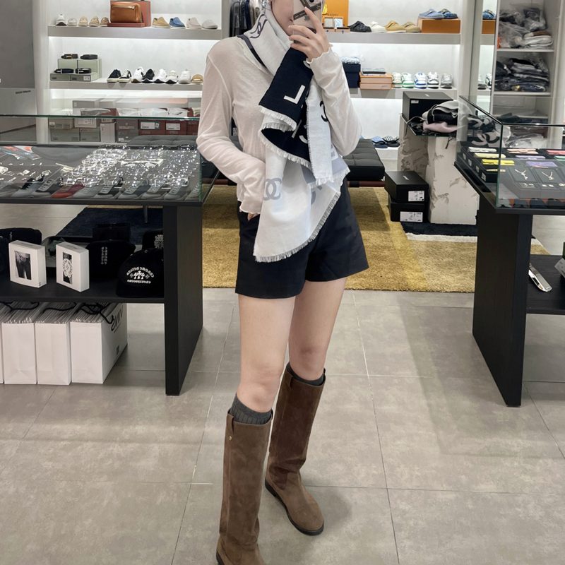 CHANEL