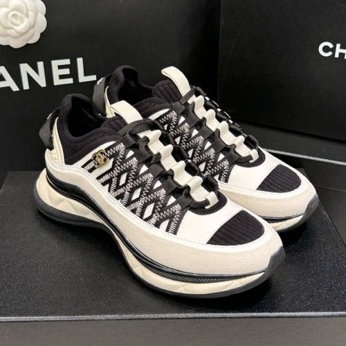 CHANEL 믹스드 파이버 Calfskin Zigzag White Gold-Tone CC Logo Sneakers Women's용