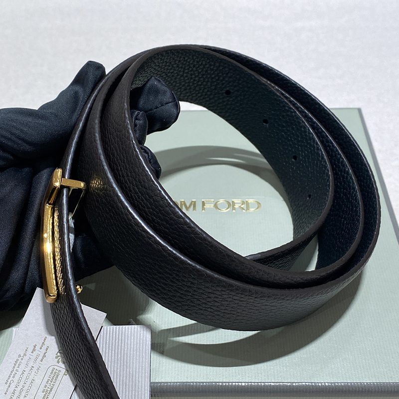 TOM FORD