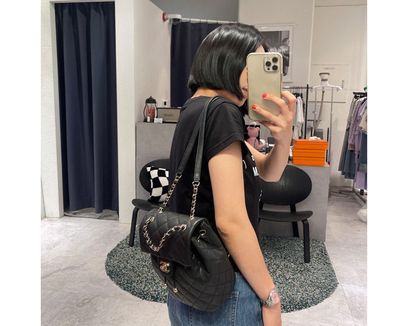 CHANEL