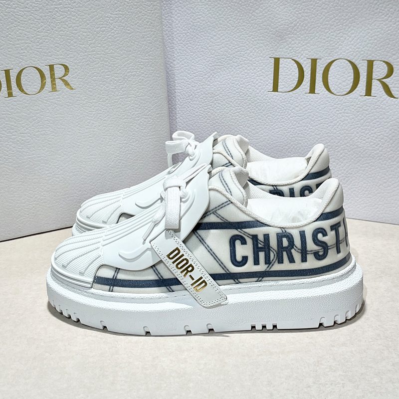 DIOR