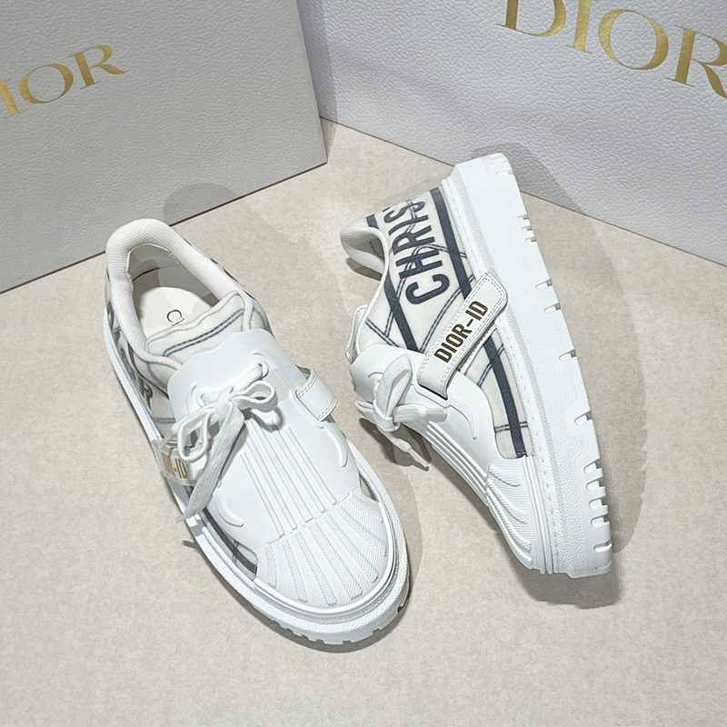 DIOR