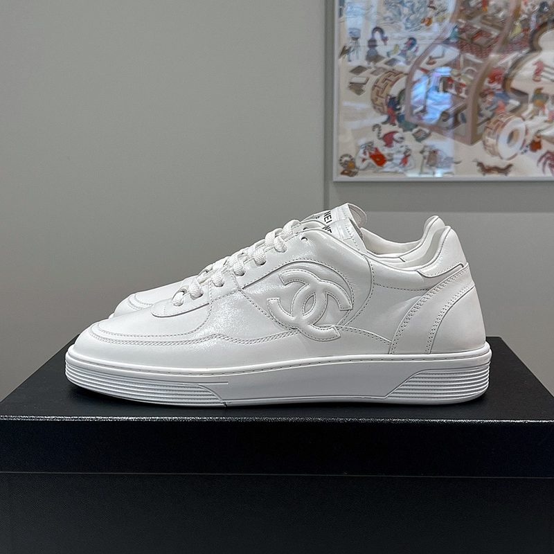 CHANEL ์์ดํฌ์ค Patent Calfskin Sneakers White
