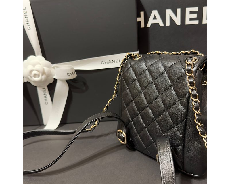 CHANEL