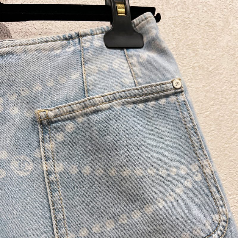 CHANEL