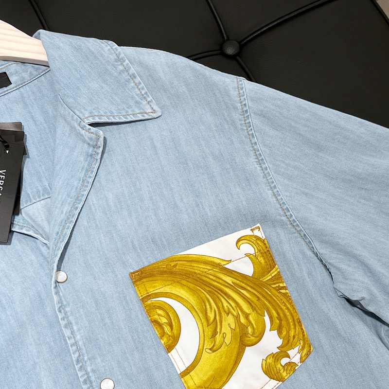 VERSACE