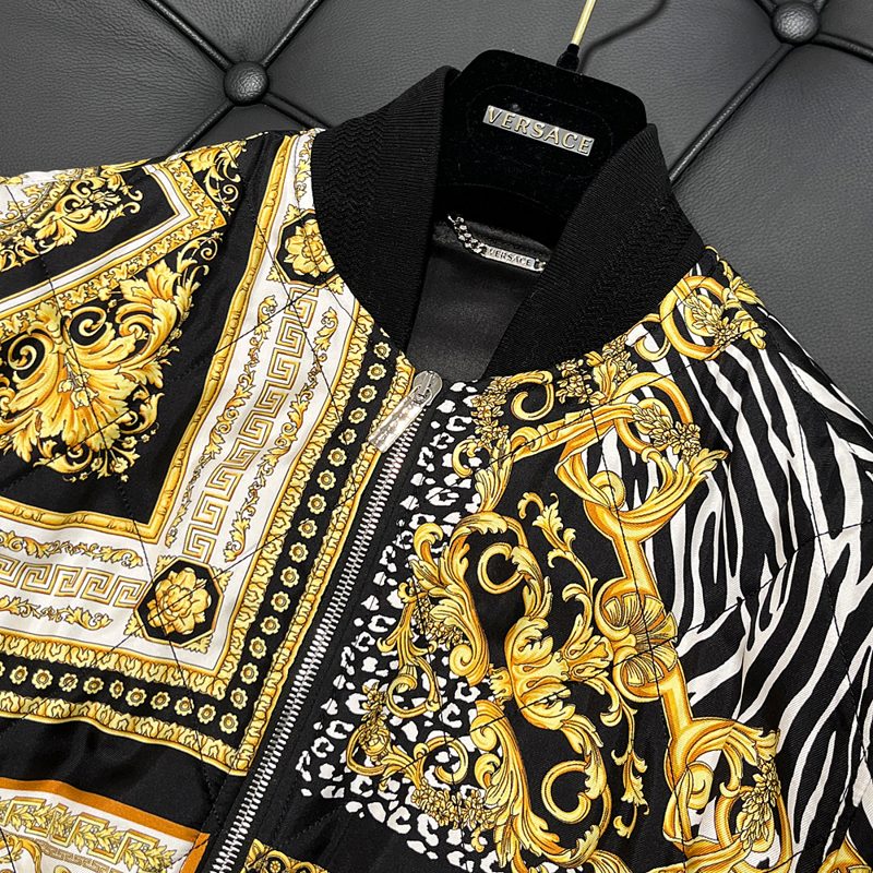 VERSACE