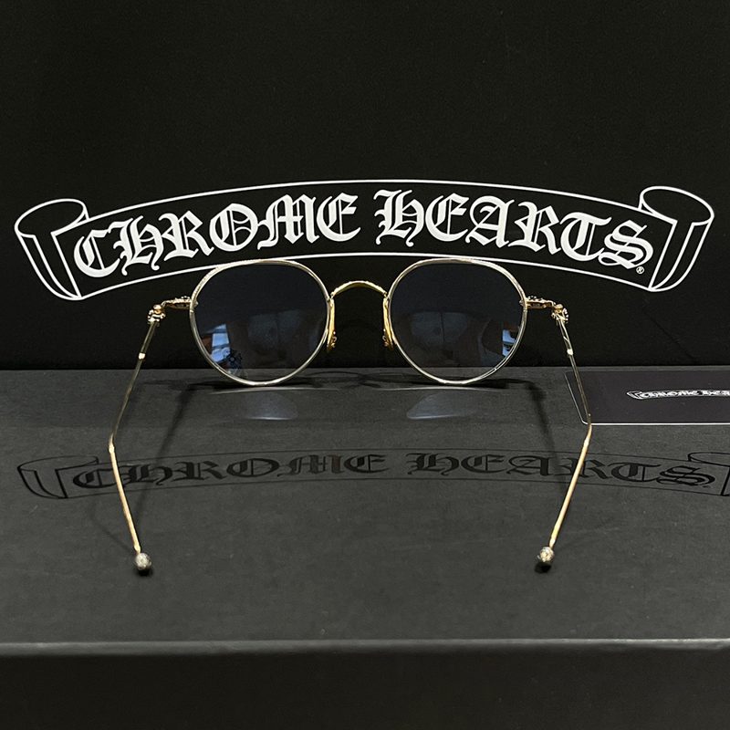 CHROME HEARTS