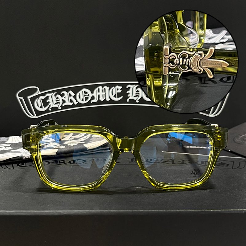 CHROME HEARTS
