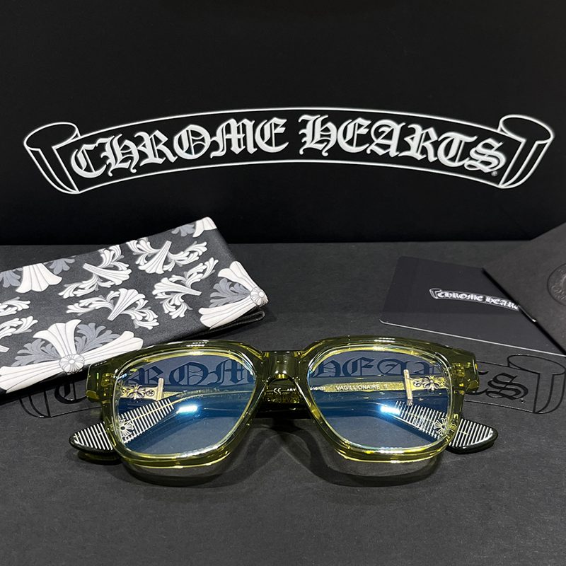 CHROME HEARTS