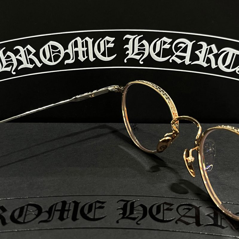 CHROME HEARTS