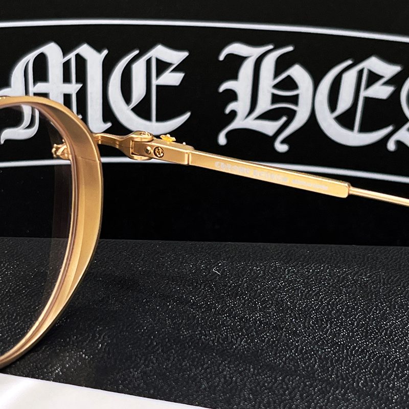 CHROME HEARTS