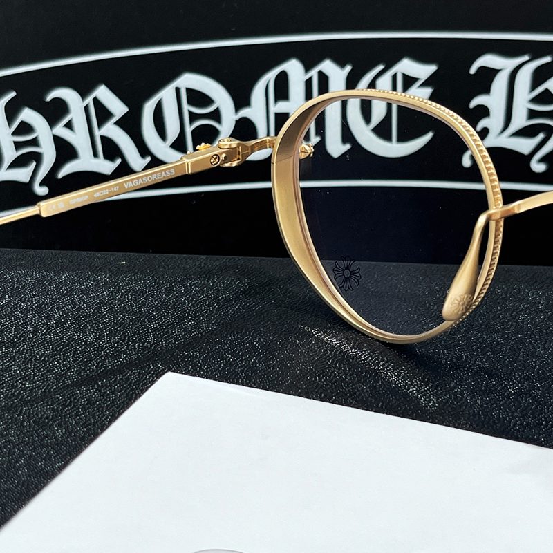 CHROME HEARTS