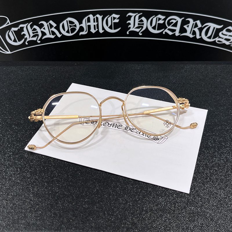 CHROME HEARTS