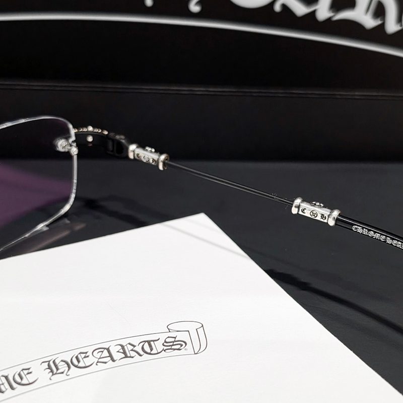 CHROME HEARTS