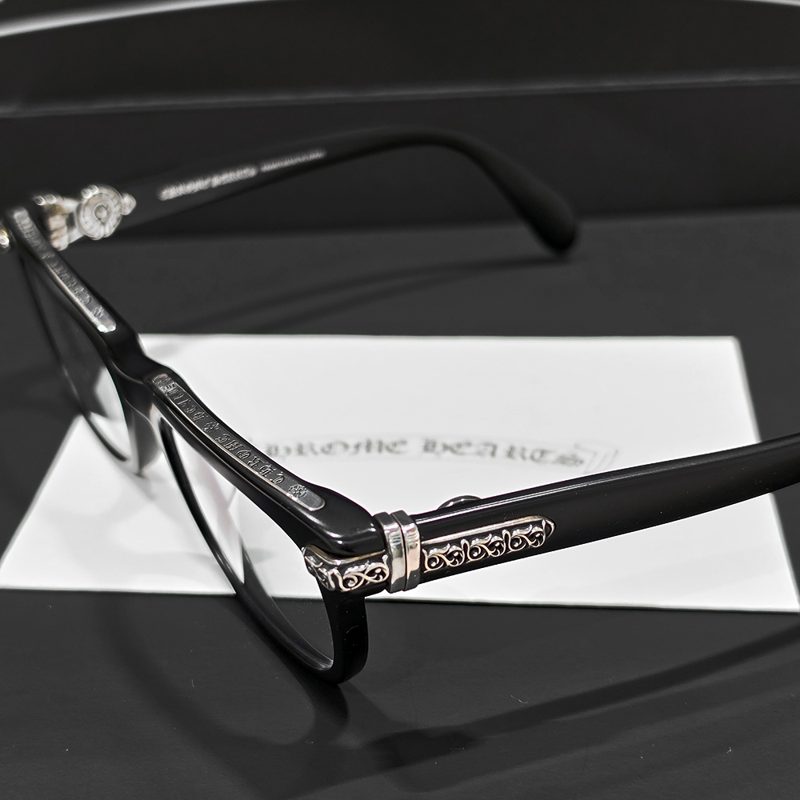 CHROME HEARTS
