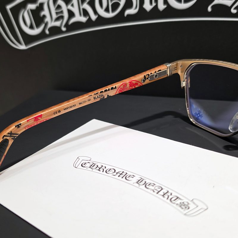CHROME HEARTS