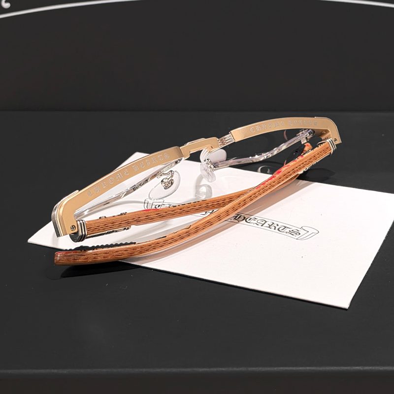 CHROME HEARTS