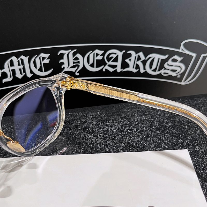 CHROME HEARTS