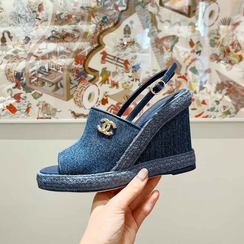 CHANEL