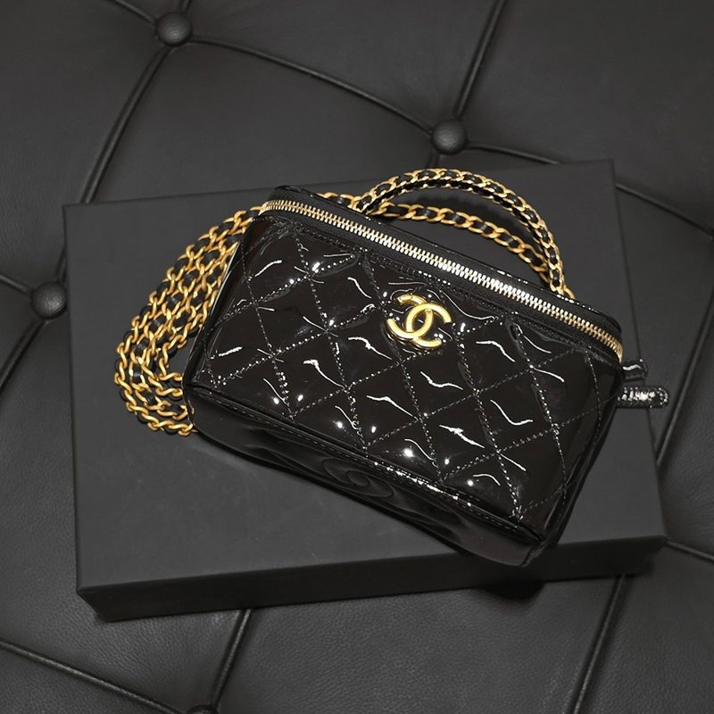 CHANEL λ² λν°λ°± / Patent Chain ννΈλ€ Black Gold Crossbody Bag