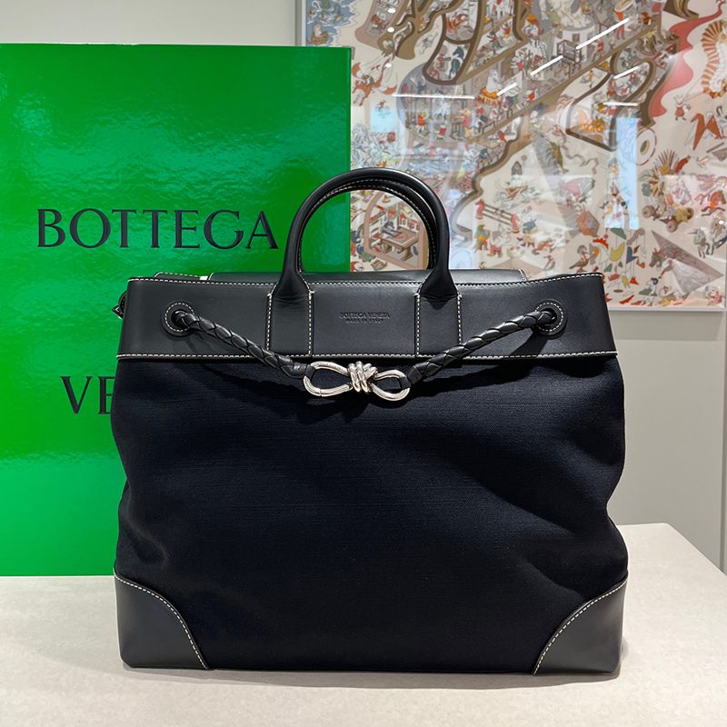BOTTEGA VENETA