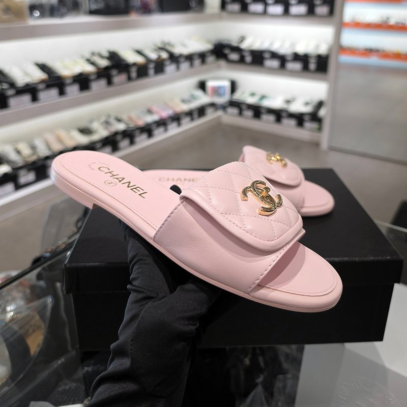 CHANEL