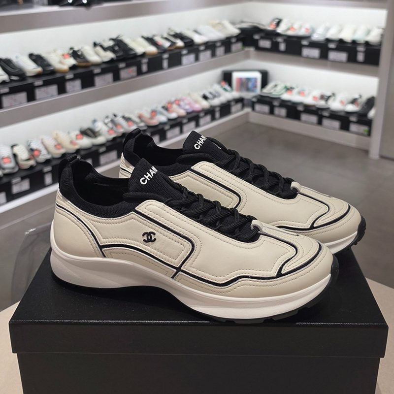 Men's / CHANEL Sneakers / Line ๋ฐฐ์ Leather Mix Mini Logo Cream White