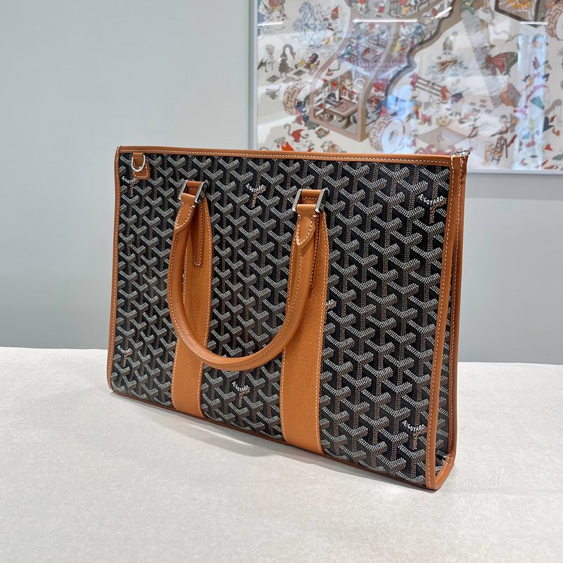 GOYARD