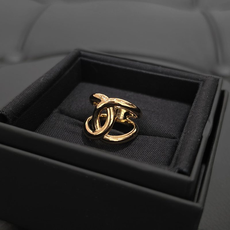샤넬 CC 로고 골드 반지 & 쁘띠 스카프 링